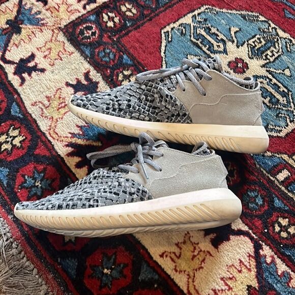 Adidas Tubular BA7100 8 Running Shoe Primeknit Snake Skin Gray Suede - Picture 6 of 10